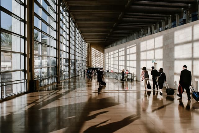 How to Get from Marrakech Airport to the Medina (2026 Guide)